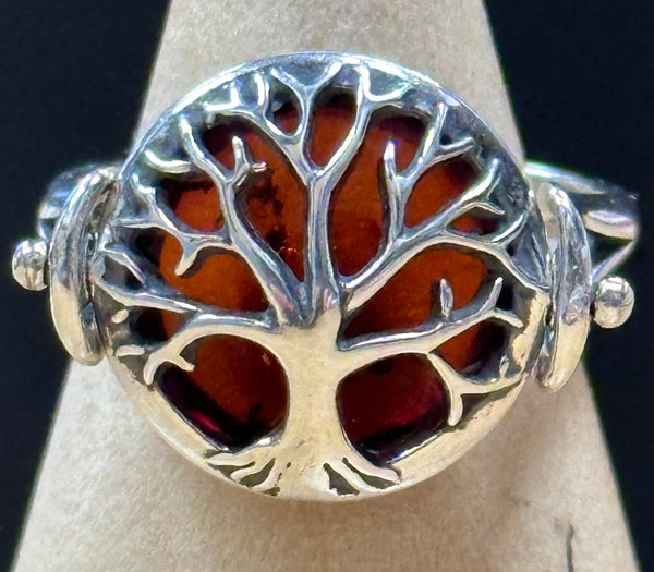 Anillos de plata de ley y ámbar báltico
