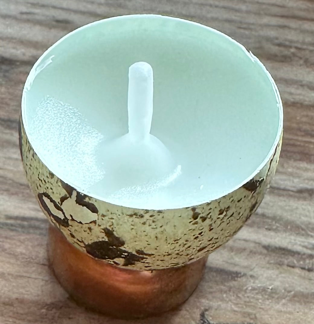 Velas de huevo de codorniz con soporte