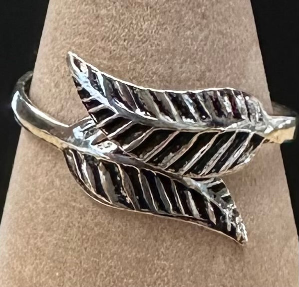 Leaf Sterling Silver .925 Demi-Toe Ring