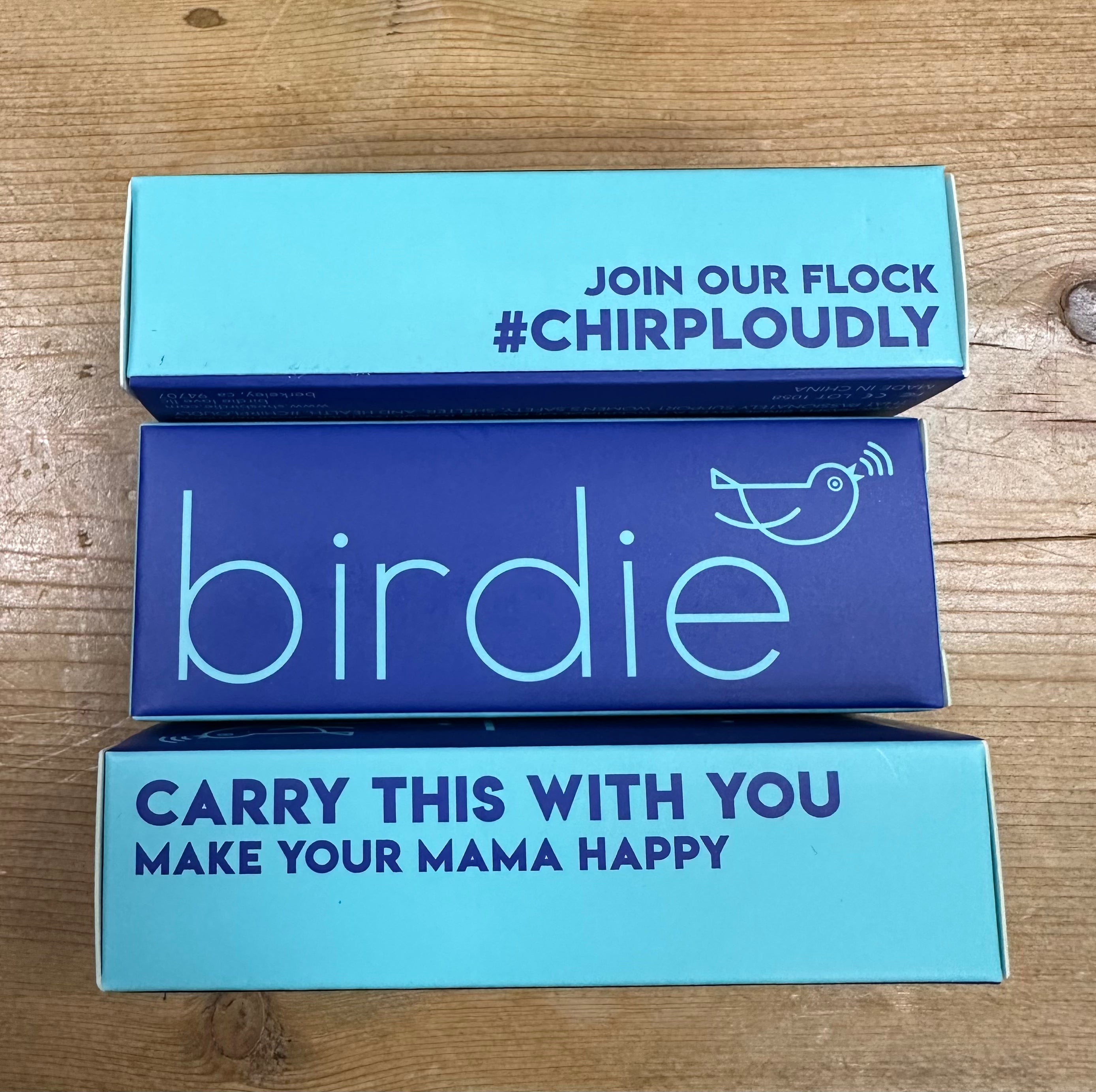 Ella es Birdie Alarm