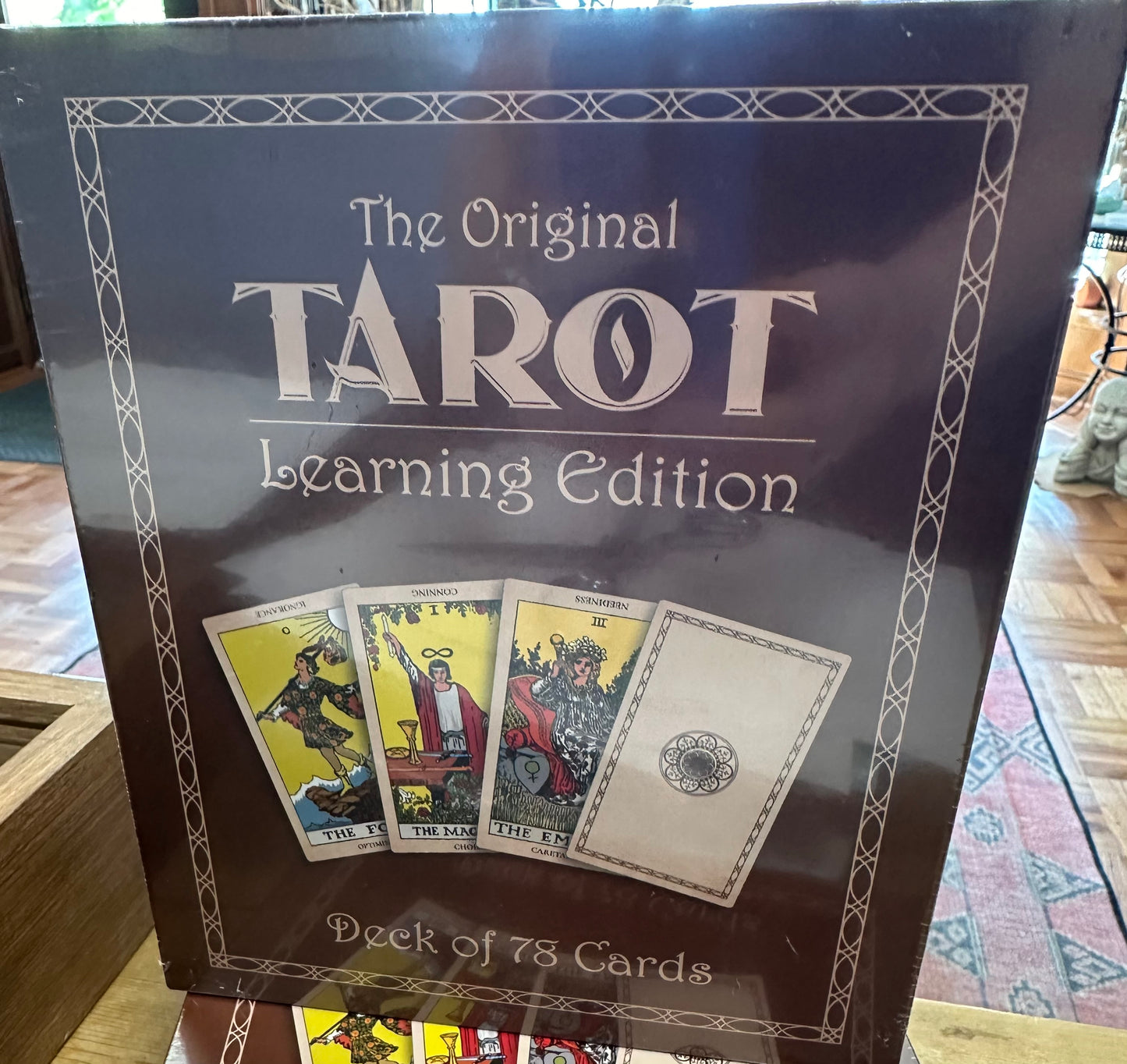 Oráculo, juegos y barajas de tarot