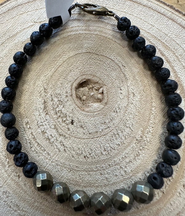 Joyas envueltas a mano con alambre de Kaley