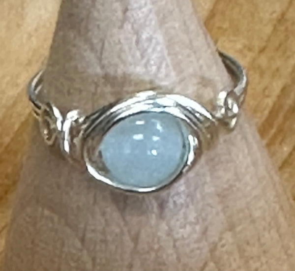 Joyas envueltas a mano con alambre de Kaley
