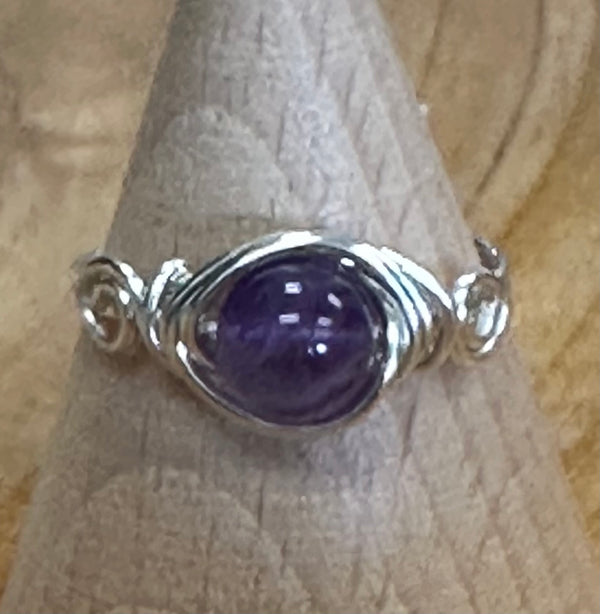 Joyas envueltas a mano con alambre de Kaley