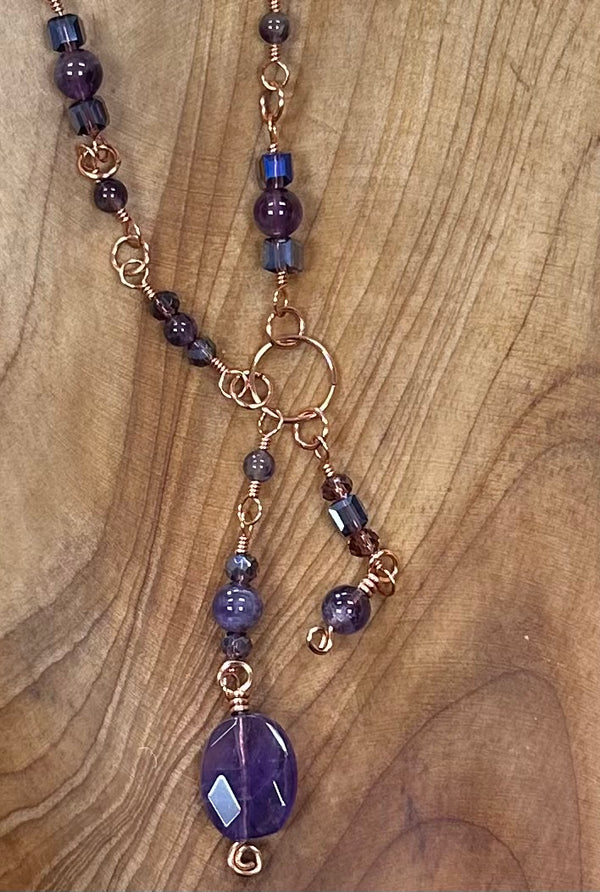 Joyas envueltas a mano con alambre de Kaley