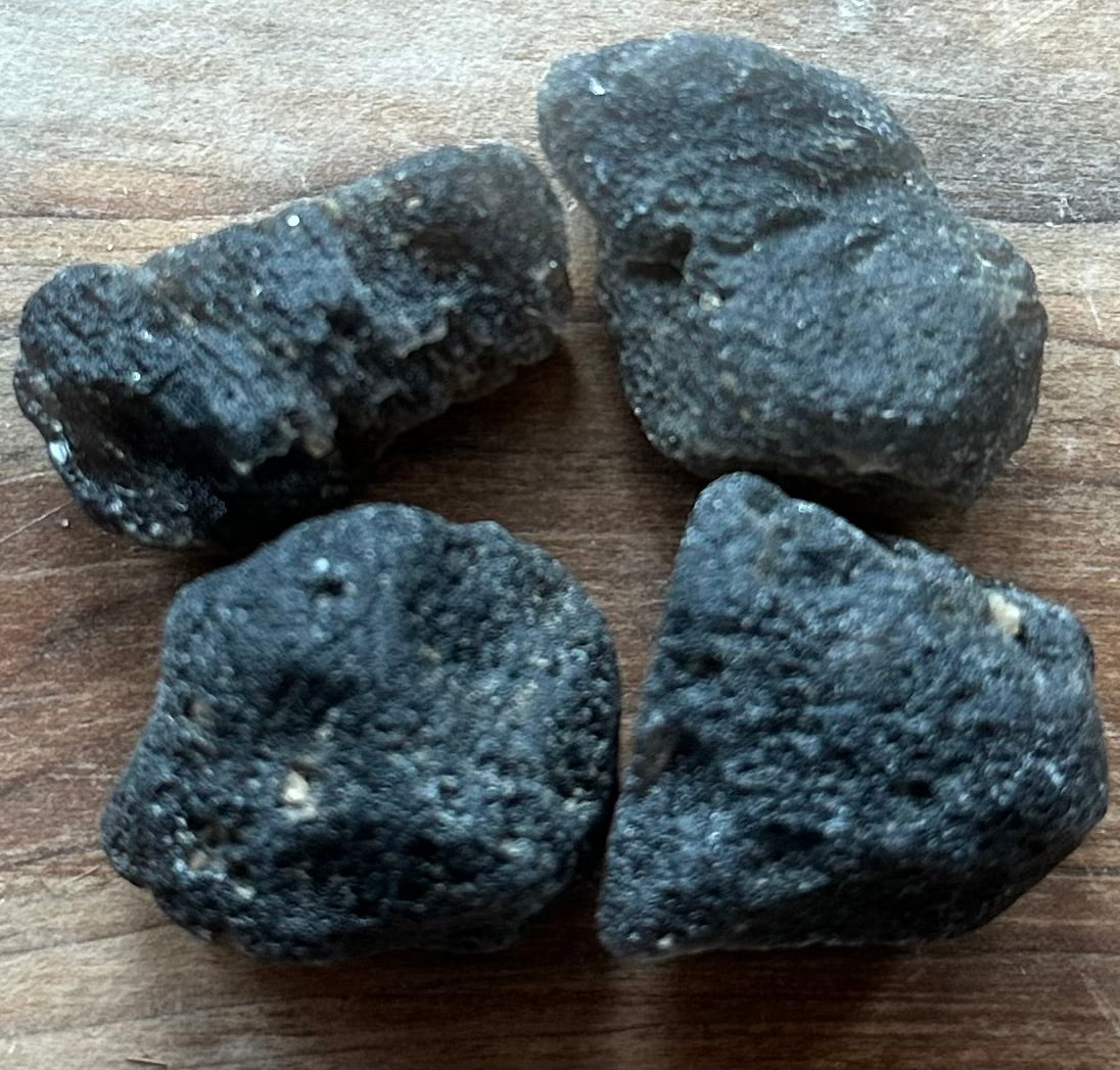 Tektite