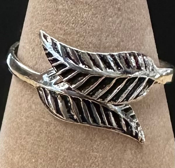 Leaf Sterling Silver .925 Demi-Toe Ring