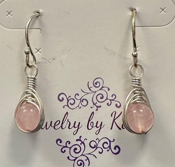 Joyas envueltas a mano con alambre de Kaley