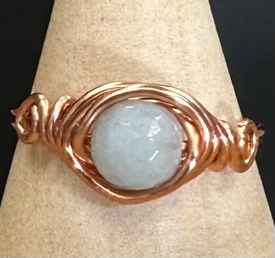 Joyas envueltas a mano con alambre de Kaley