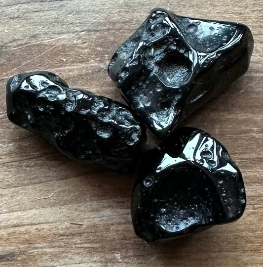 Tektite